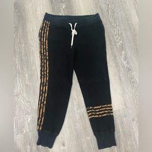 Philanthropy joggers